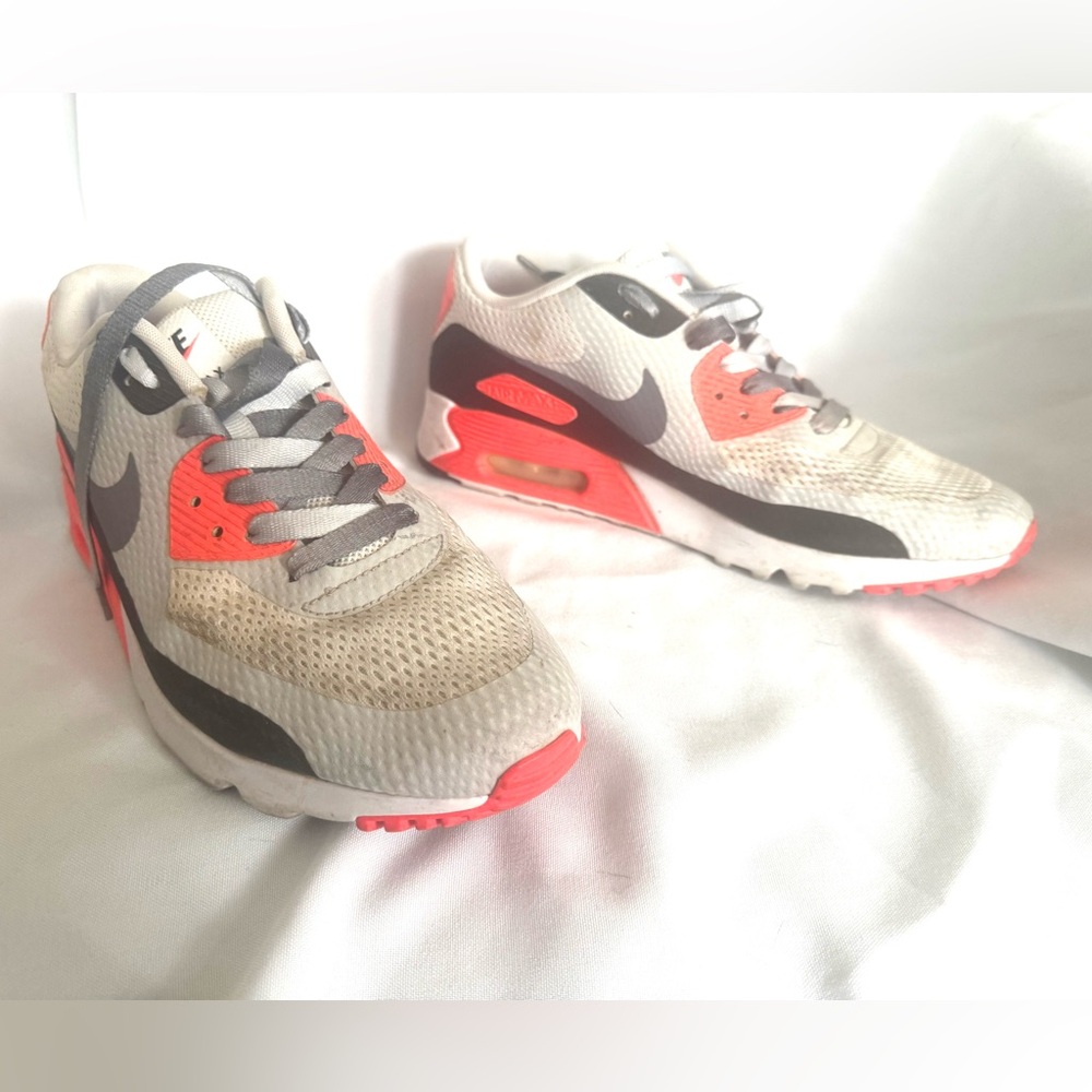 Nike Air Max Men’s Sneakers Shoes sz 11